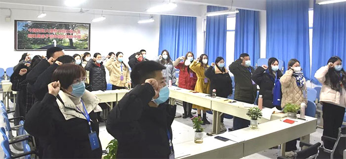 图片1-700.jpg 图片1-700.jpg