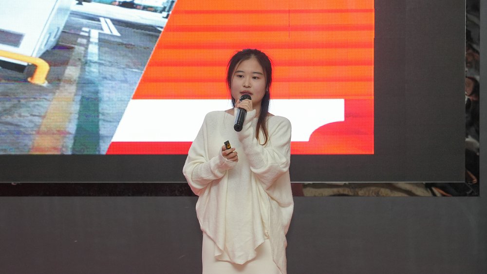 图1选手展示.jpg